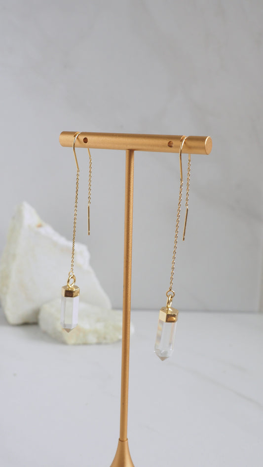 Quartz Lantern Ear Threads